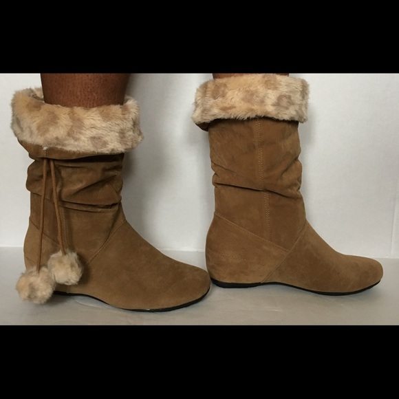New Cute Camel Fur Boots - Picture 2 of 9